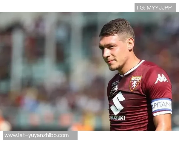 早报：出国踢联赛，走向全球足球舞台的梦想